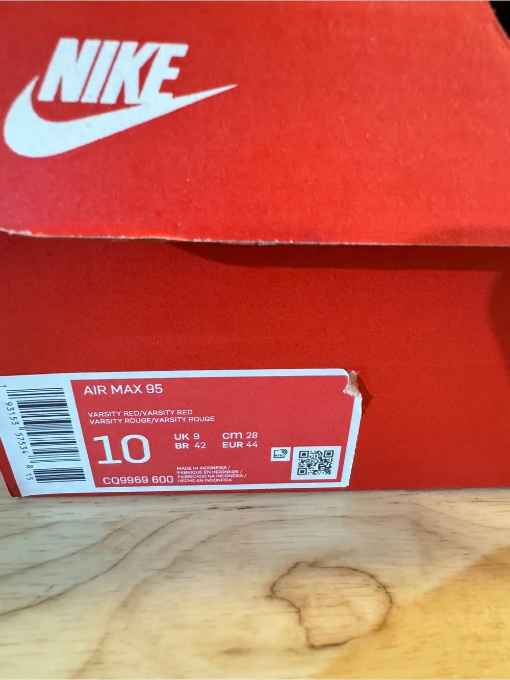 Nike Men’s Varsity Red Air Max 95 Size 10D
